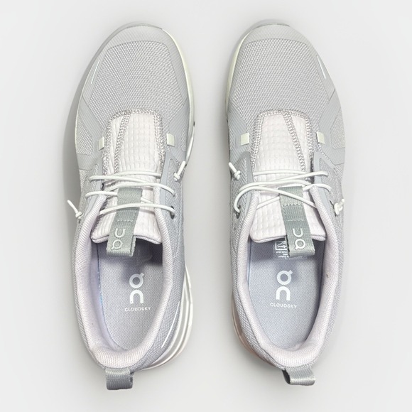 On Cloud Sky In Youth size 6.5 - Picture 4 of 9